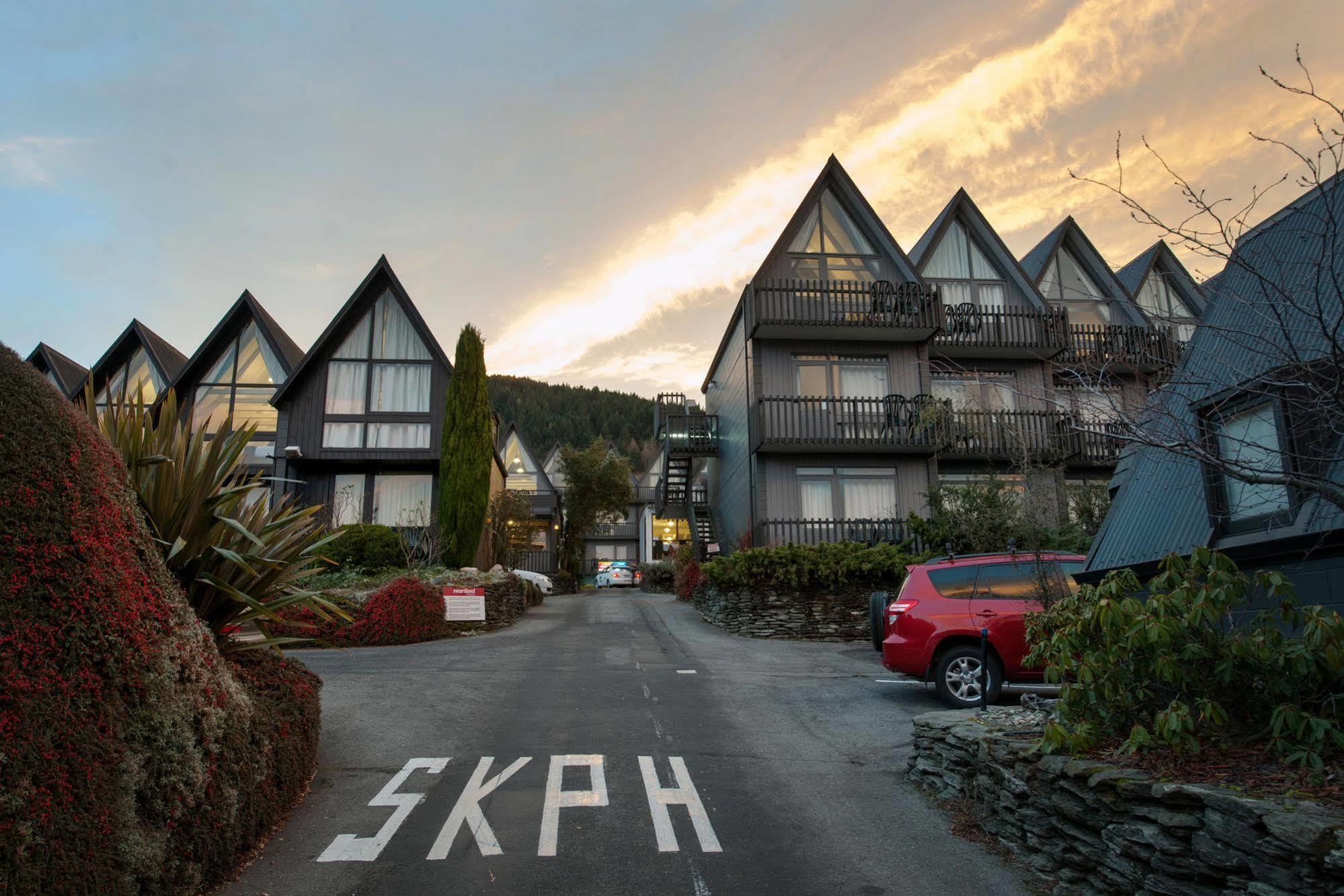 Hotel Heartland Queenstown